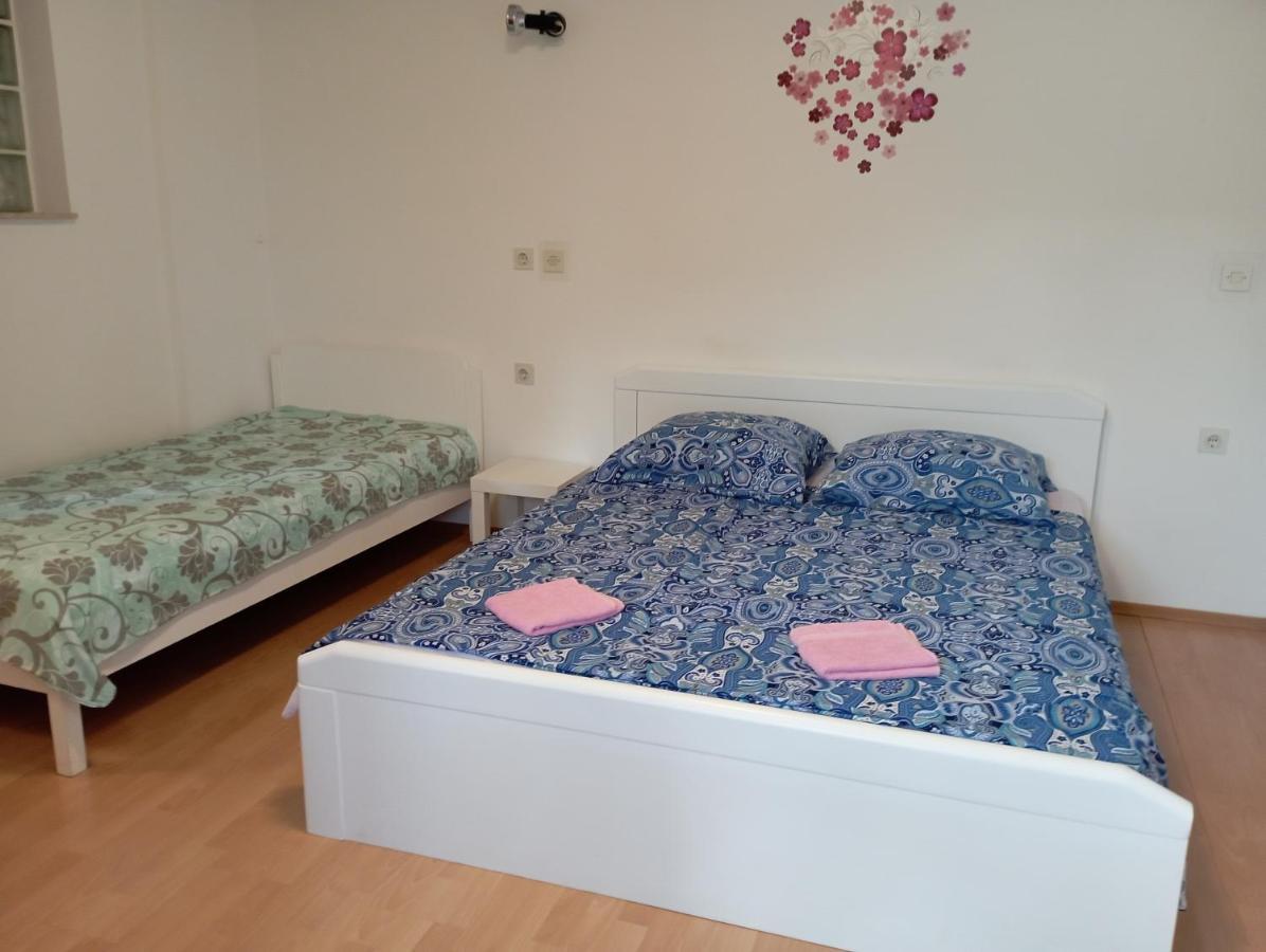 Apartments Mare Novigrad  Bagian luar foto