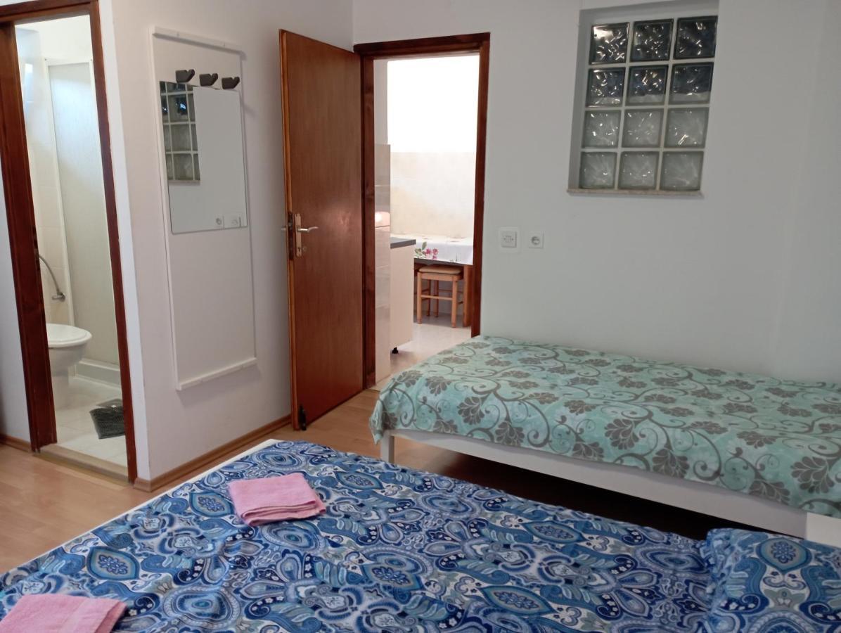 Apartments Mare Novigrad  Bagian luar foto